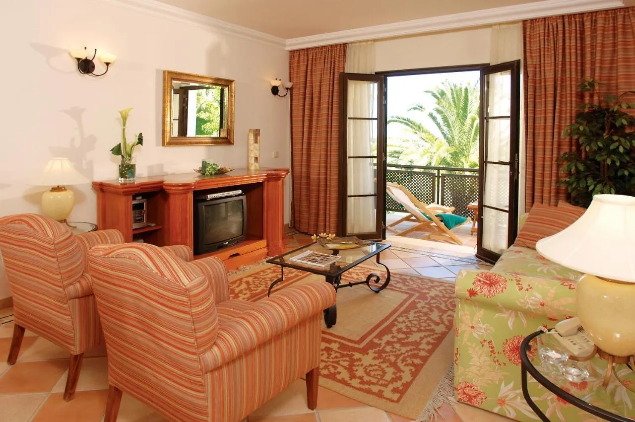 Pine Cliffs Village Albufeira Hotel